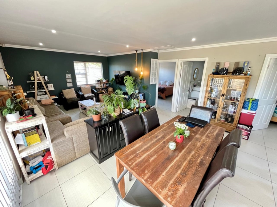 To Let 2 Bedroom Property for Rent in Nahoon Valley Park Eastern Cape